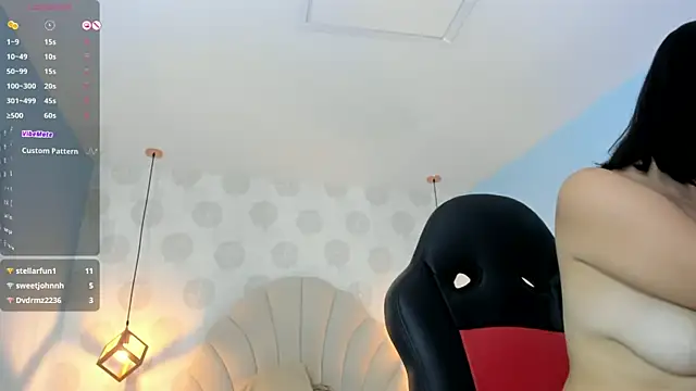 VENUSGREYS1 élő XXX-chatje