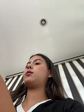 Pokazy przed kamerką – Valeria-escobar