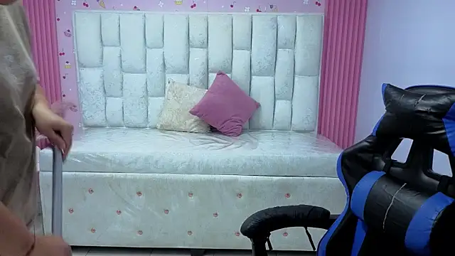 lucero_s1 élő XXX-chatje