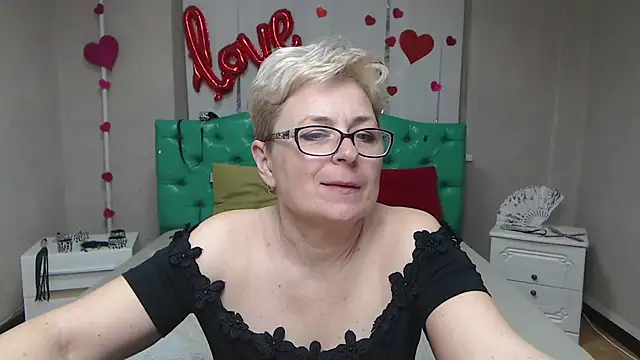 EmiliaGree Live XXX-Chat