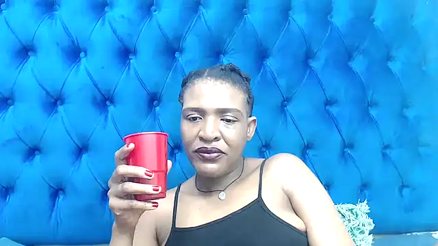 SpicyQueenxxxx's Live XXX Chat