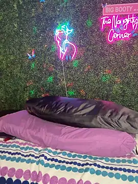 RenaThickAss' Webcam Show