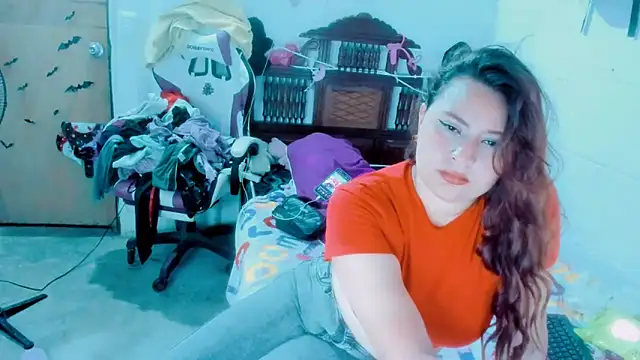 Chat +18 de SofiaOlivares ao vivo