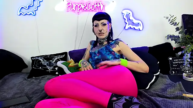 Онлайн чат XXX Purple_Coffin666