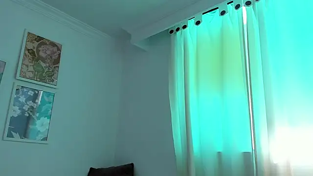 canelleGarces 现场XXX聊天