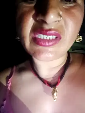 عرض كام Haliya88