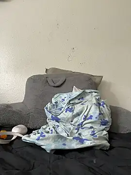 9blk: διαδικτυακό σόου στην κάμερα