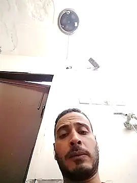 basyo2 Adlı Modelin Canlı XXX Sohbeti