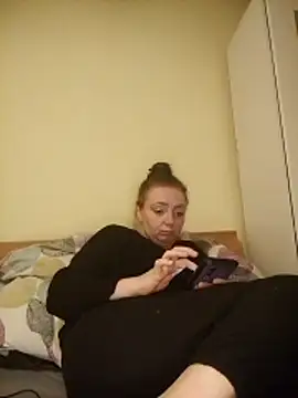 Bella-MonroeのライブXXXチャット