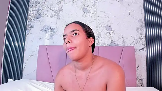 XXX chat uživo modela Roxy_Stonee