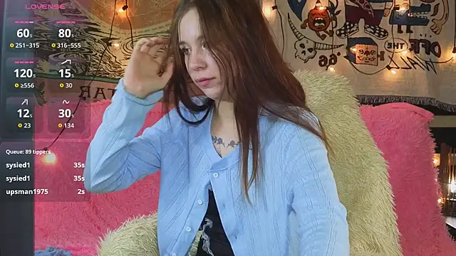 BlueberryMilMil's Live XXX Chat