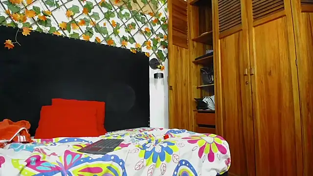 XXX chat uživo modela skaysanchez1