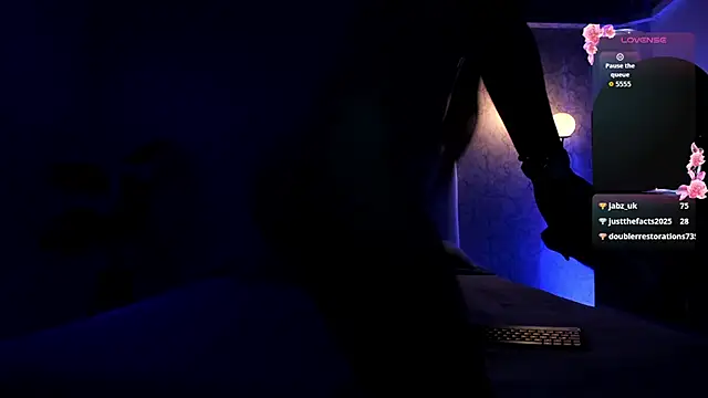 XXX chat uživo modela alanarouge