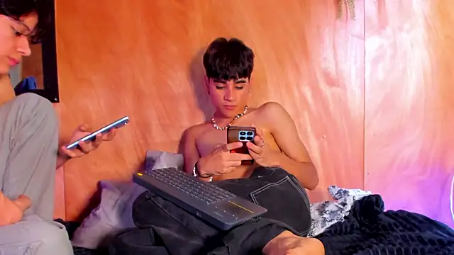 Max_goldn Webbikameraesitys