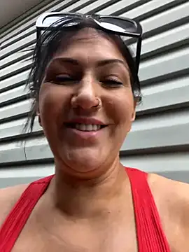 Chat +18 de LittleMissEeve ao vivo