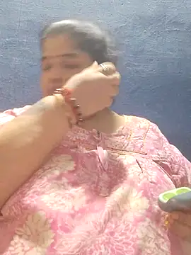 tamilthanushri 라이브 XXX 채팅