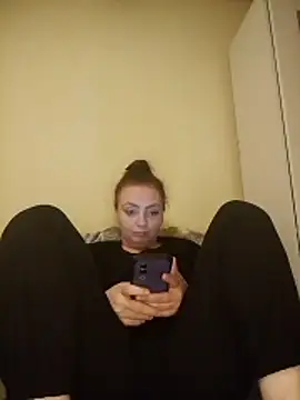 Bella-Monroe live XXX chat