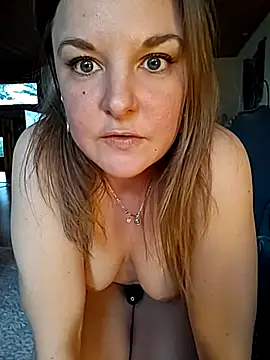 SwedishJennifer live XXX chat