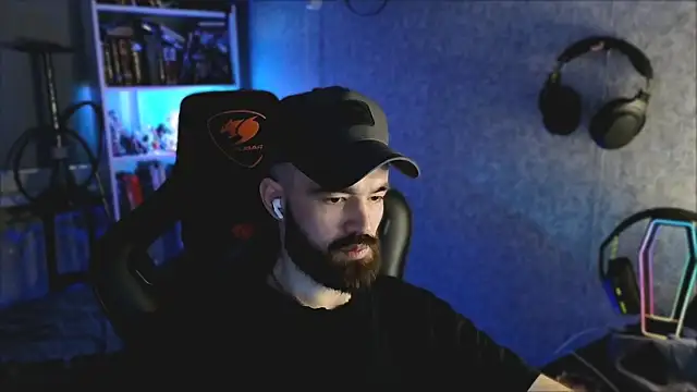 دردشة _Mostly_ الجنسية المباشرة