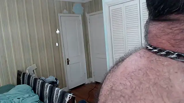 Pertunjukan Kamera Web bullmusclejoe