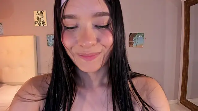 Maia_W10's Live XXX Chat