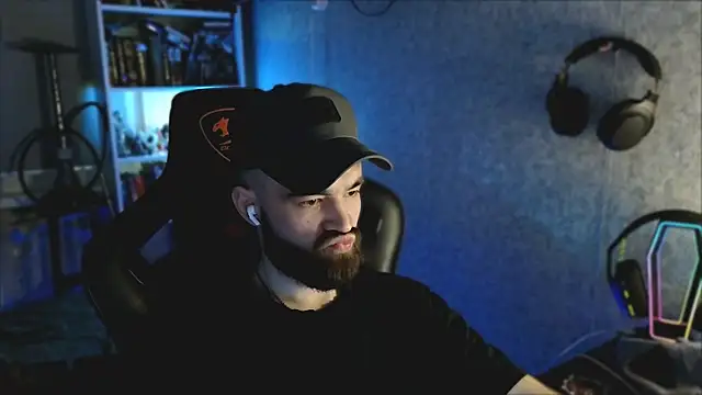 _Mostly_ – Naživo XXX chat