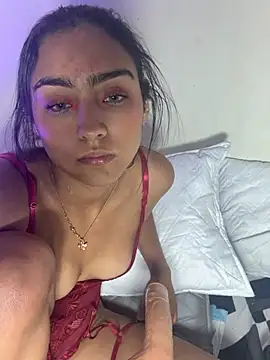 miat2_7's Live XXX Chat