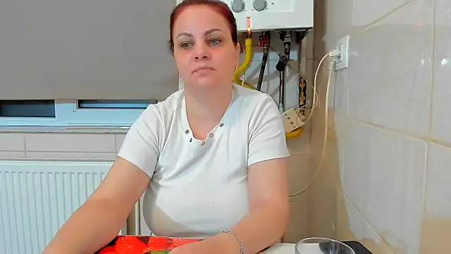 Adelamilfsex – Live XXX-chat