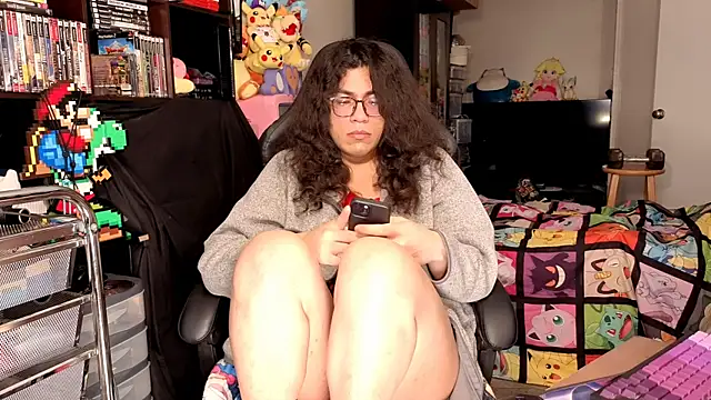 ShinyCherub: διαδικτυακό σόου στην κάμερα