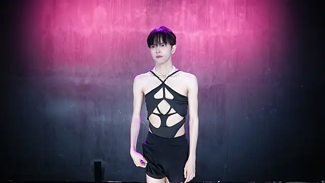 Queen-Vibe Webcam Show