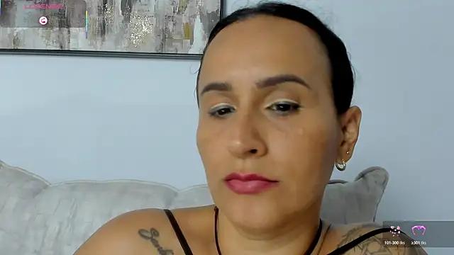 Sara_Charmy Live XXX Chat