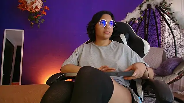 Czat XXX na żywo – Emmapark_