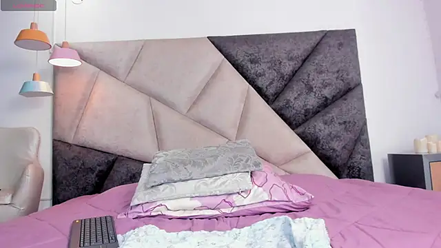 AfroditaVega_'s Live XXX Chat