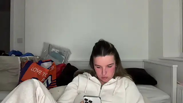 maisiesmithx: онлайн-секс-чат