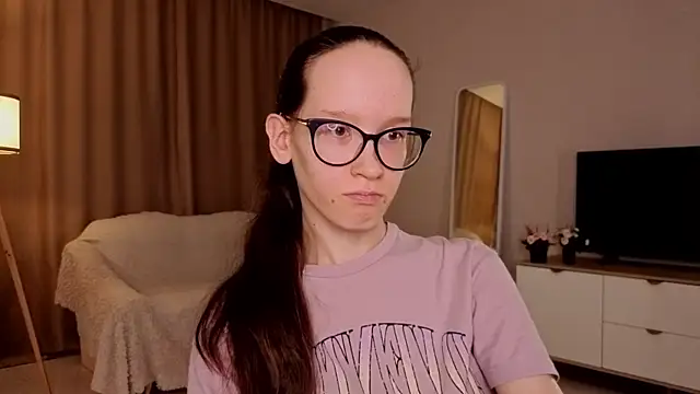 BettyBrowni 现场XXX聊天