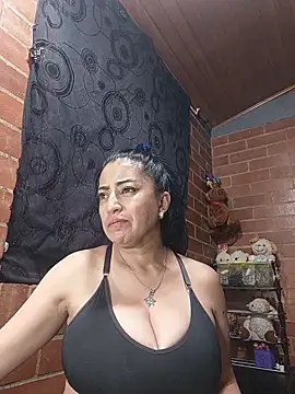 Alexandrina 现场XXX聊天