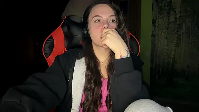 Chat XXX en directo de ThedaStrevell