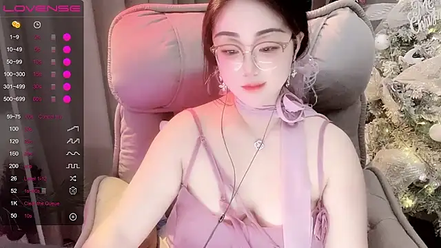 Monica-666888- 现场XXX聊天