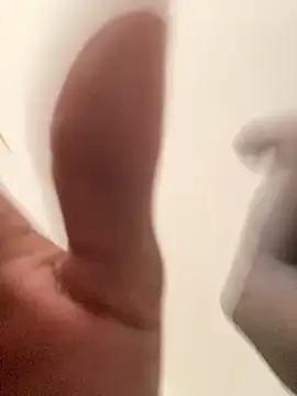 Show webcam de DivorcedCaucasus