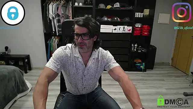 Show de webcam de latinoo23bom