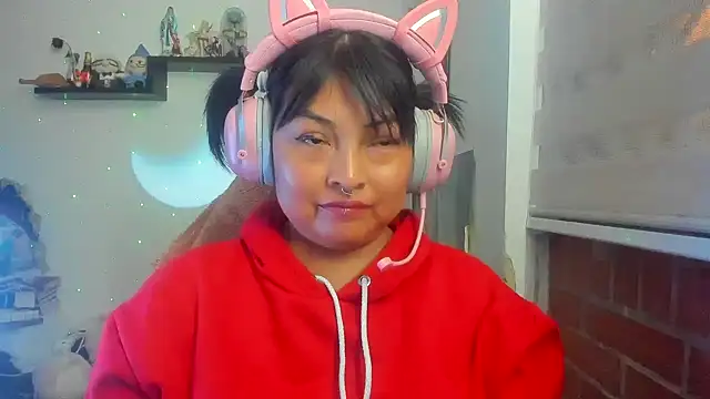 แชท XXX สดของ Shaddycute_