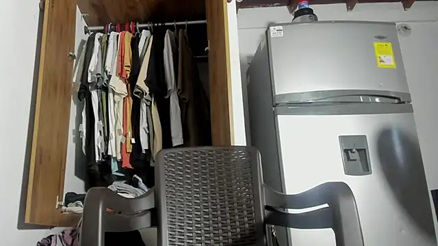 Ares_God_のウェブカメラショー