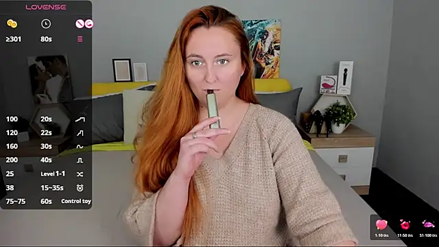 BabeLessi's Live XXX Chat