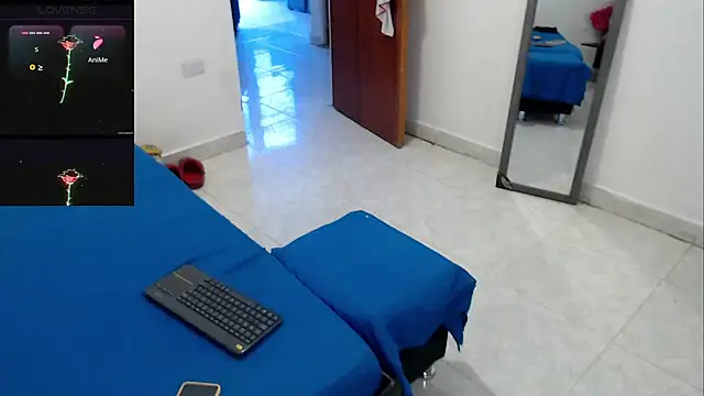 Živý XXX chat LAURA_Foxht