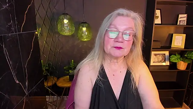 NataliMellow live XXX chat