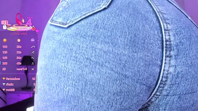 XXX chat uživo modela KarelyMitchel