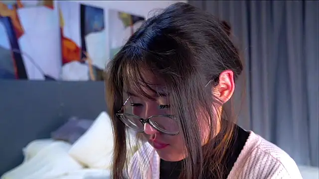 NelleMihalko's Live XXX Chat