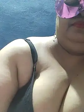 tamilthanushriのライブXXXチャット