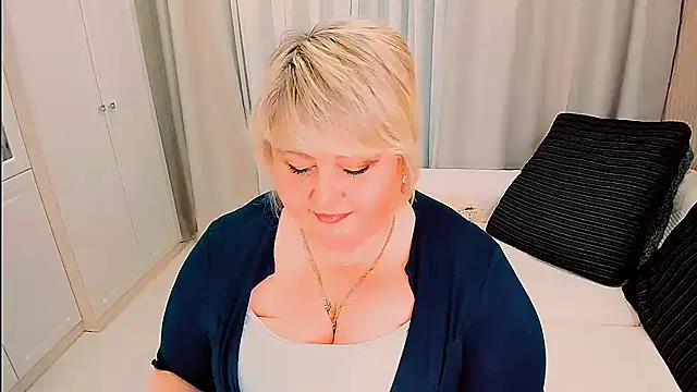 Show de BIGTITSBBW na webcam