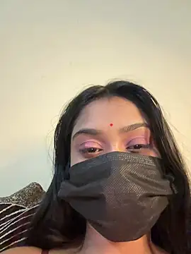 Roohbabe's Live XXX Chat